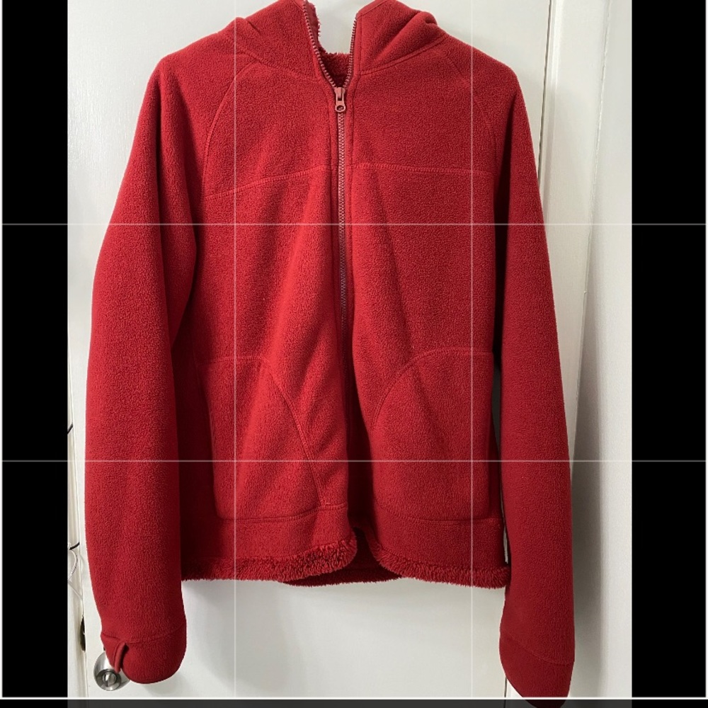 Women’s red full zip jacket M